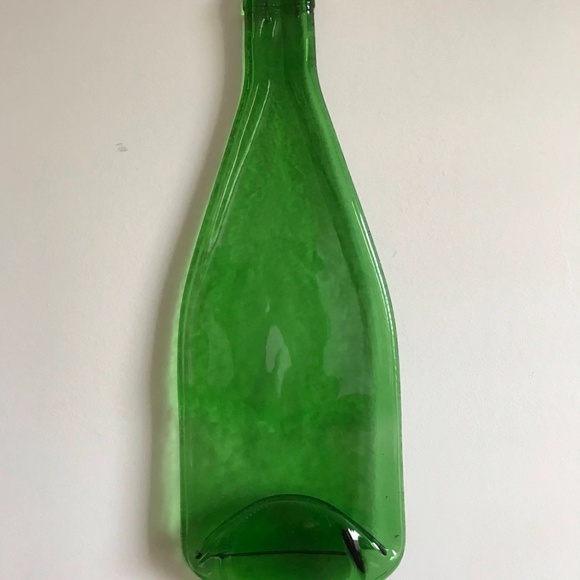 Vintage Green Flat wine Bottle Cheese Plates with Four Cheese Utensils. - Picture 3 of 10